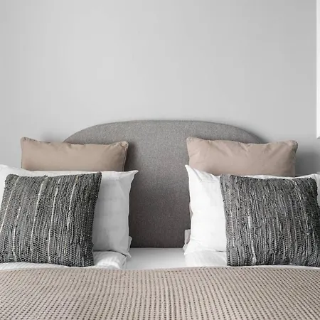 Nap Batorego Urban Glam Γκντίνια
